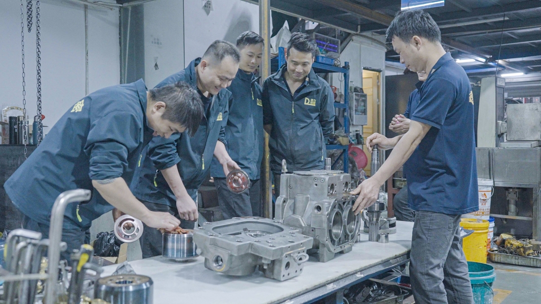 चीन Guangzhou Tieqi Construction Machinery Co., Ltd. कंपनी प्रोफाइल