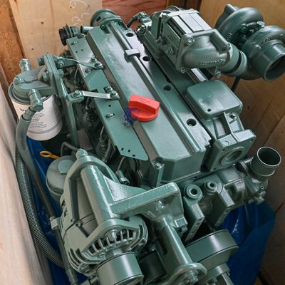Bf4m2012c हाइड्रोलिक पंप इंजन के लिए वोल्वो D4d Deutz