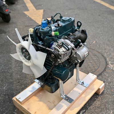 मूल कुबोटा डी782 इंजन असेंबली डी782-ईटी05_सीएन4 डीजल इंजन मोटर 9.8kw 2300 आरपीएम