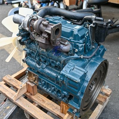 कुबोटा V2607-T डीजल इंजन V2607-DI-T-E3B ऊर्ध्वाधर पानी ठंडा