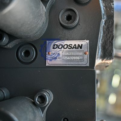 UX28 नियंत्रण वाल्व Doosan Daewoo DX215 DX220 DX225-5-7 उत्खनन मुख्य नियंत्रण वाल्व के लिए