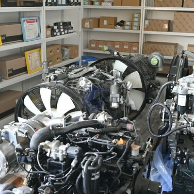 नई मूल ISUZU 4JJ1 इंजन विधानसभा डीजल इंजन हिताची SANY सुमितोमो खुदाई भागों के लिए