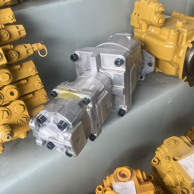 705-58-44050 7055844050 KOMATSU के लिए D375A-3A D375A-3 D375A-3 D375A-5 D375A-5D खुदाई भागों हाइड्रोलिक प्रशंसक पंप गियर पंप पंप GP-पिस्टन पंप बाद का बाजार मूल