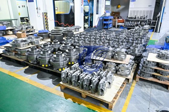 723-48-33100 723-40-74400 KOMATSU के लिए PC500-10R PC500-10MO उत्खनन उपकरण भागों हाइड्रोलिक मुख्य नियंत्रण वाल्व
